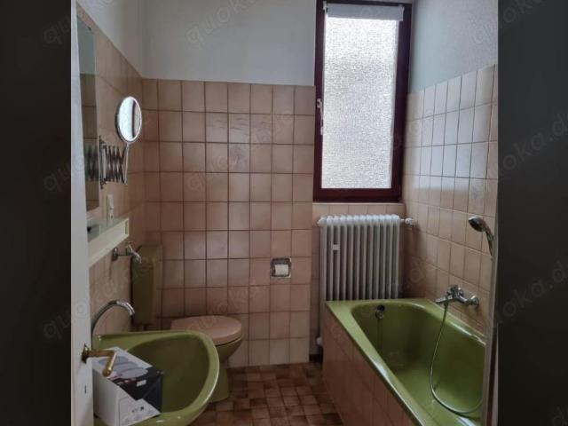 SUCHE zum KAUF - Renovierungsbedürftige Wohnung - 1